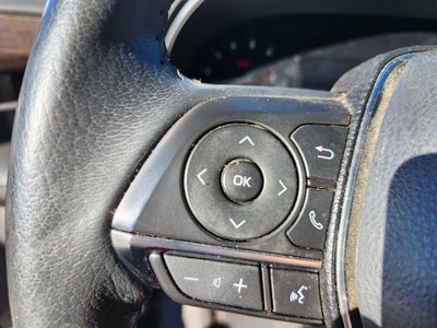 2022 Toyota Avalon XLE