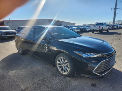 2022 Toyota Avalon XLE