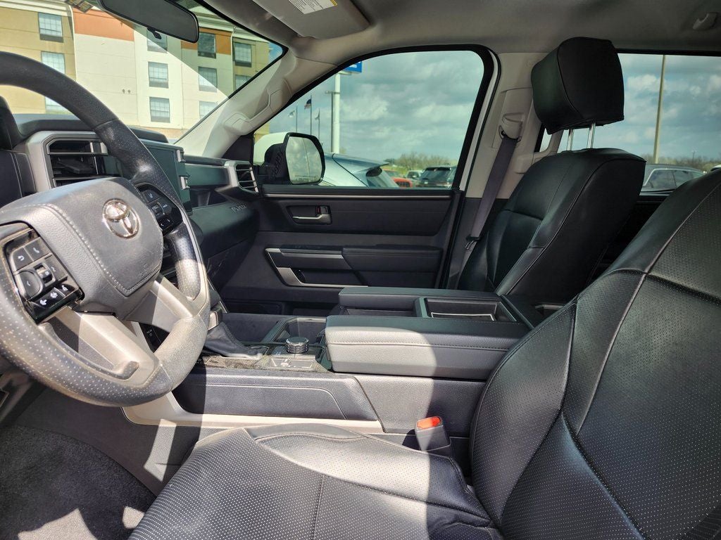 2023 Toyota Tundra 4WD SR5