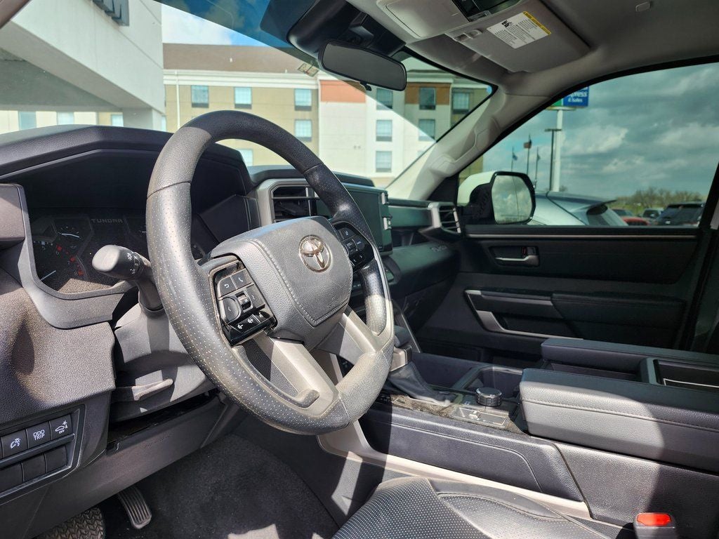 2023 Toyota Tundra 4WD SR5