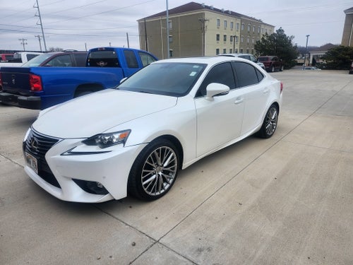 2016 Lexus IS 200t 200t