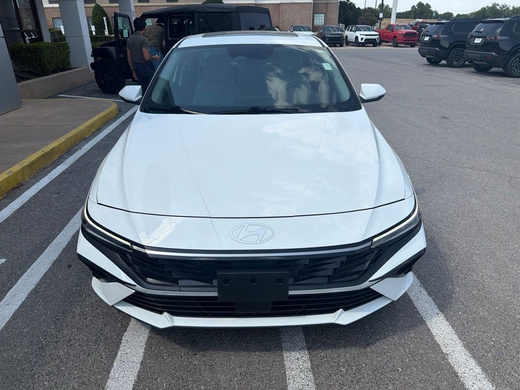 2025 Hyundai Elantra Limited