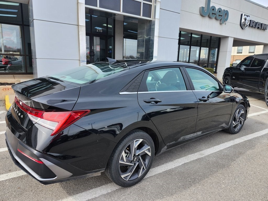 2025 Hyundai Elantra SEL Convenience