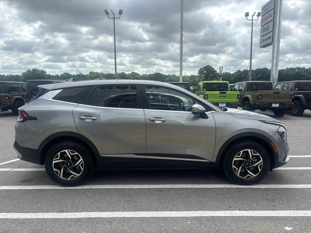 2024 Kia Sportage LX