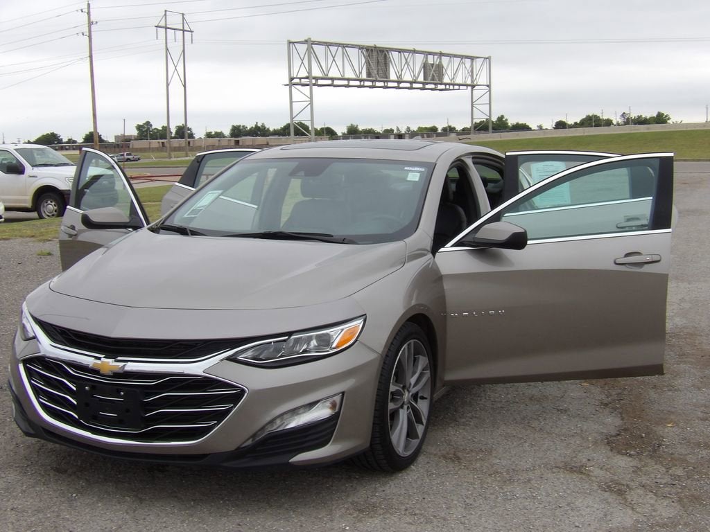 2024 Chevrolet Malibu LT