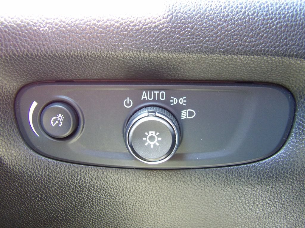 2018 Chevrolet Traverse LS