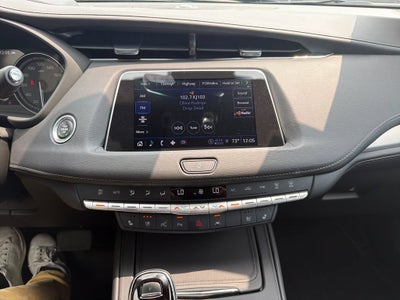 2023 Cadillac XT4 FWD Premium Luxury