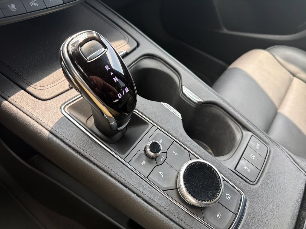 2023 Cadillac XT4 FWD Premium Luxury