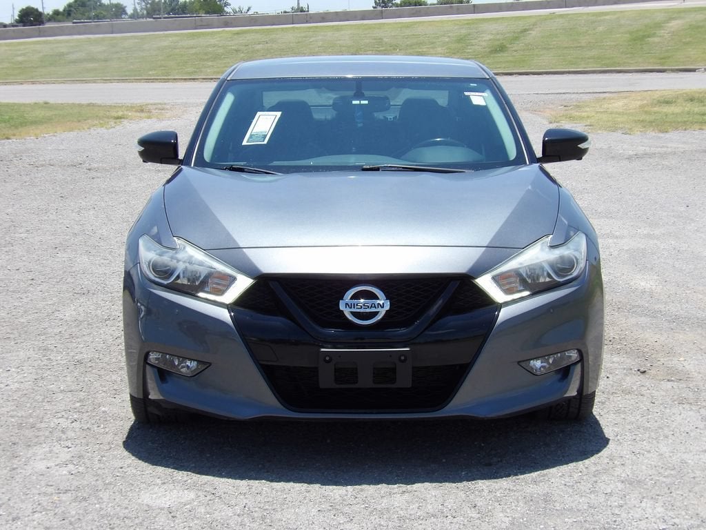 2018 Nissan Maxima SR