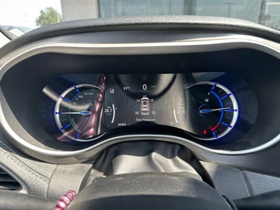 2022 Chrysler Pacifica Hybrid Touring L