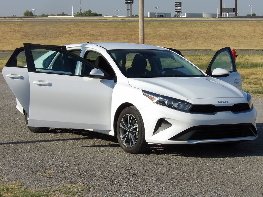 2024 Kia Forte LXS