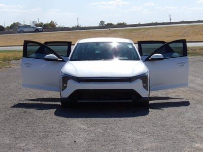 2025 Kia K4 EX