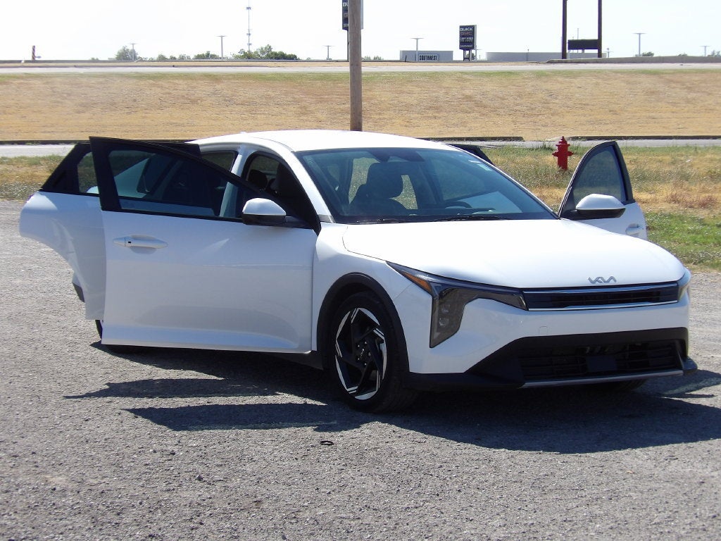 2025 Kia K4 EX