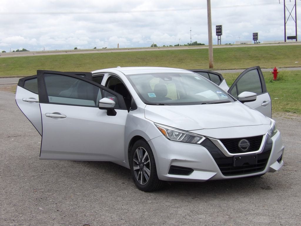2020 Nissan Versa SV
