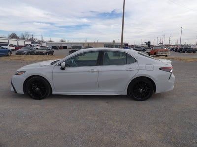 2024 Toyota Camry SE