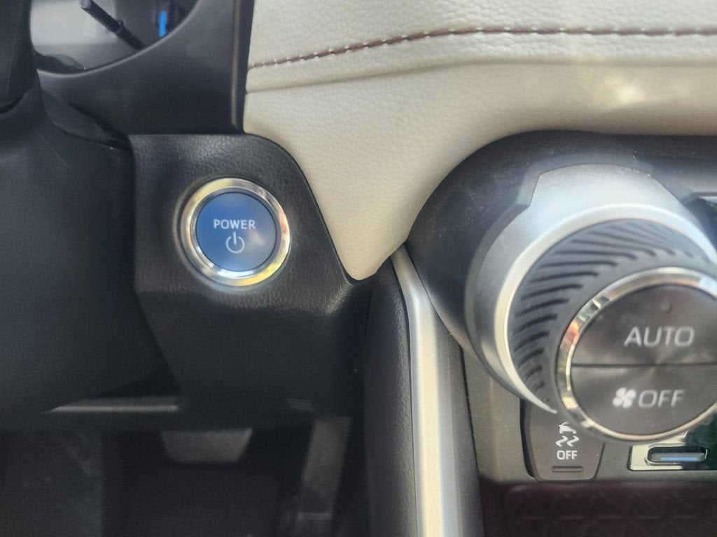2022 Toyota RAV4 Hybrid Limited