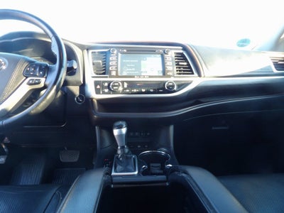 2017 Toyota Highlander Limited