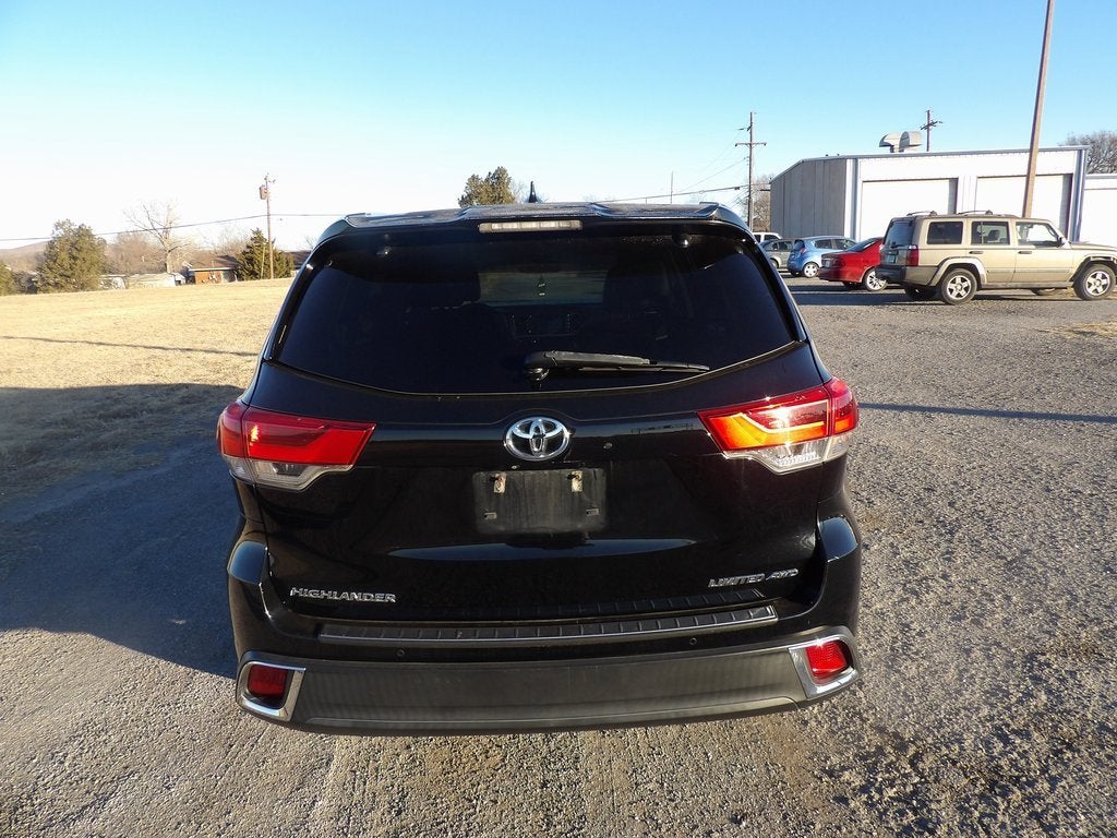 2017 Toyota Highlander Limited
