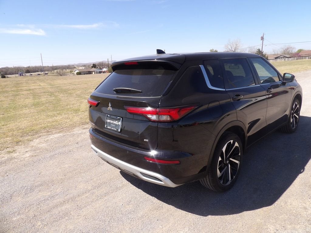 2024 Mitsubishi Outlander SE