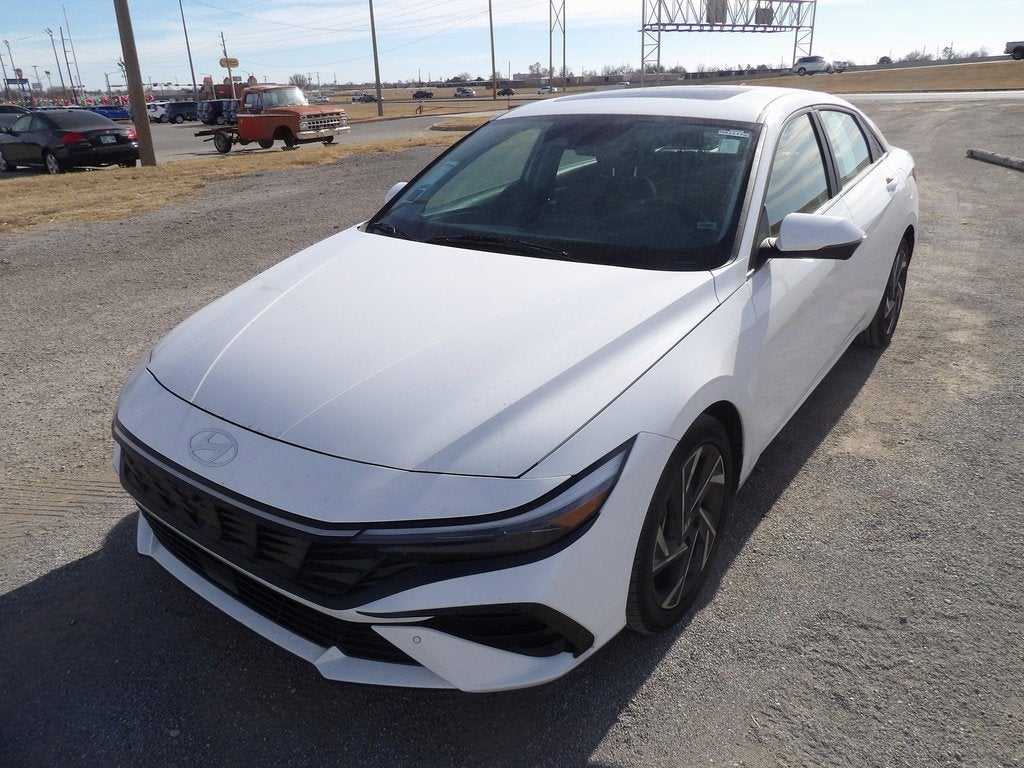 2024 Hyundai Elantra Limited