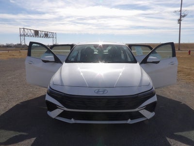 2024 Hyundai Elantra Limited
