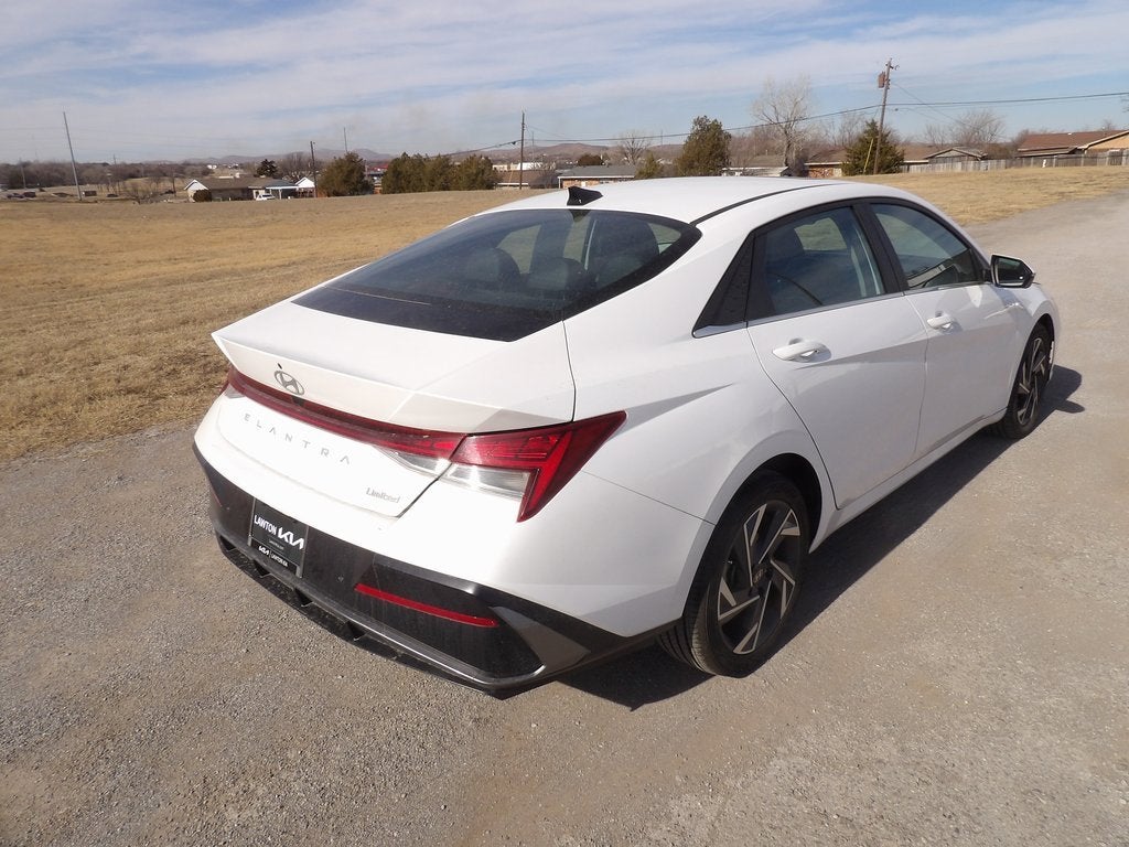 2024 Hyundai Elantra Limited