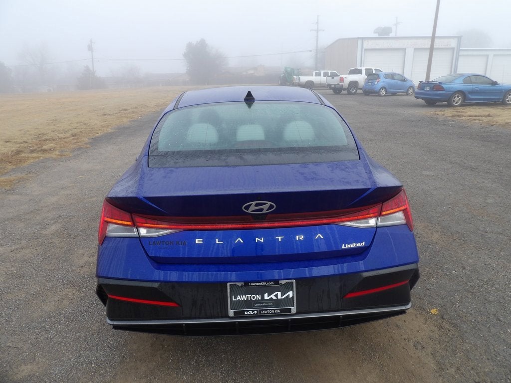2025 Hyundai Elantra Limited