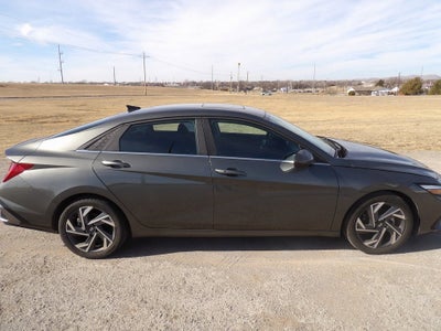 2025 Hyundai Elantra SEL Convenience