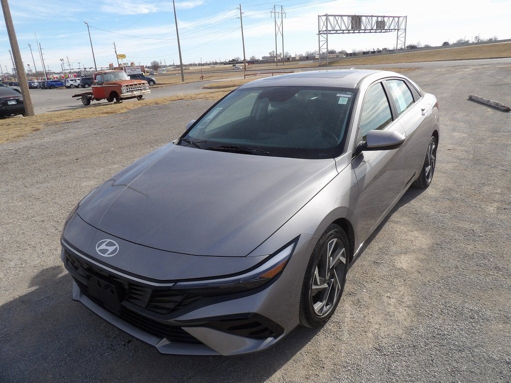 2025 Hyundai Elantra SEL Convenience