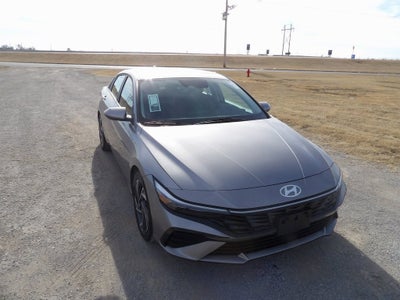 2025 Hyundai Elantra SEL Convenience