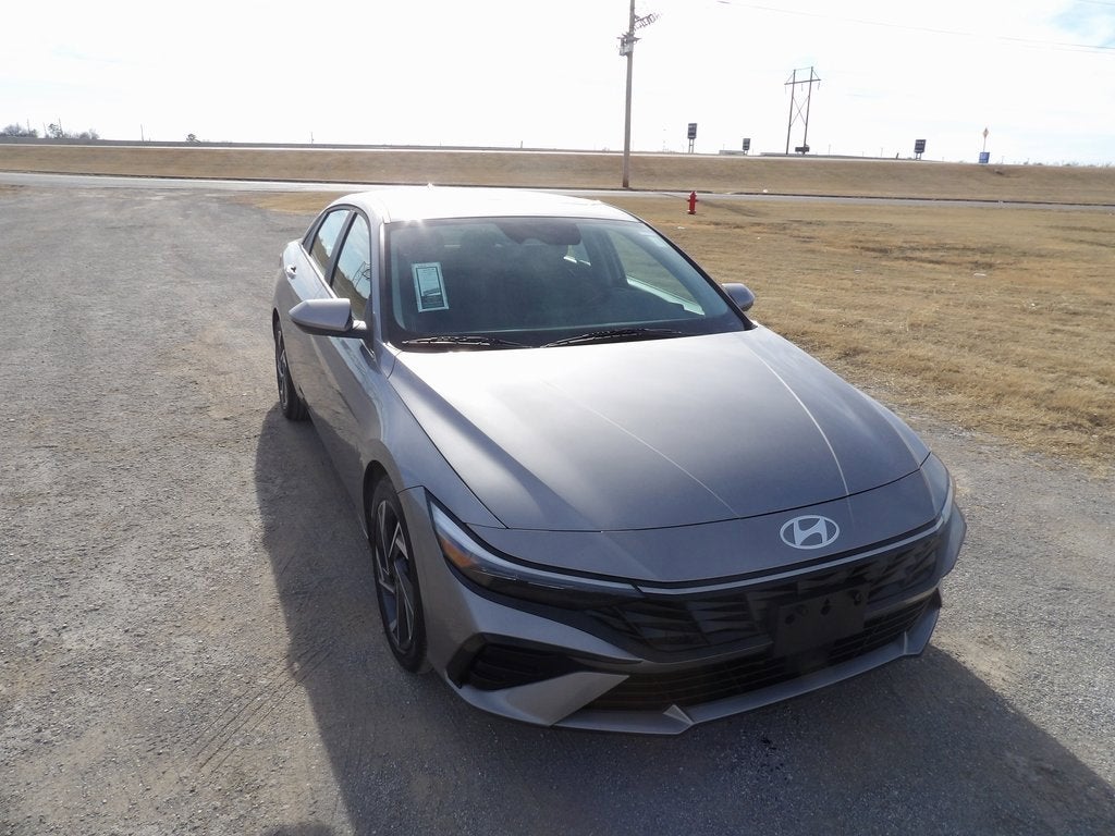 2025 Hyundai Elantra SEL Convenience