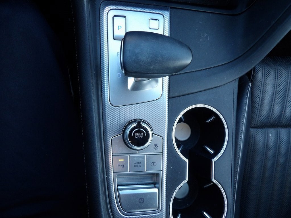 2022 Genesis G70 2.0T