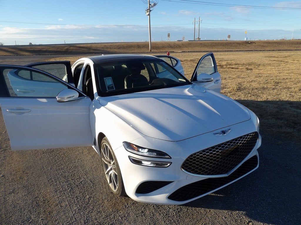 2022 Genesis G70 2.0T