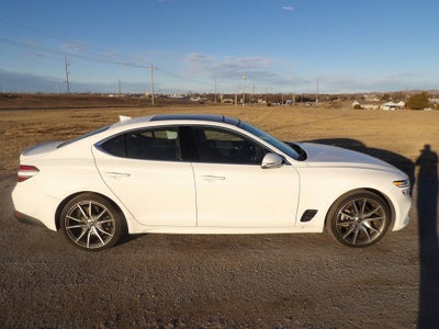 2022 Genesis G70 2.0T