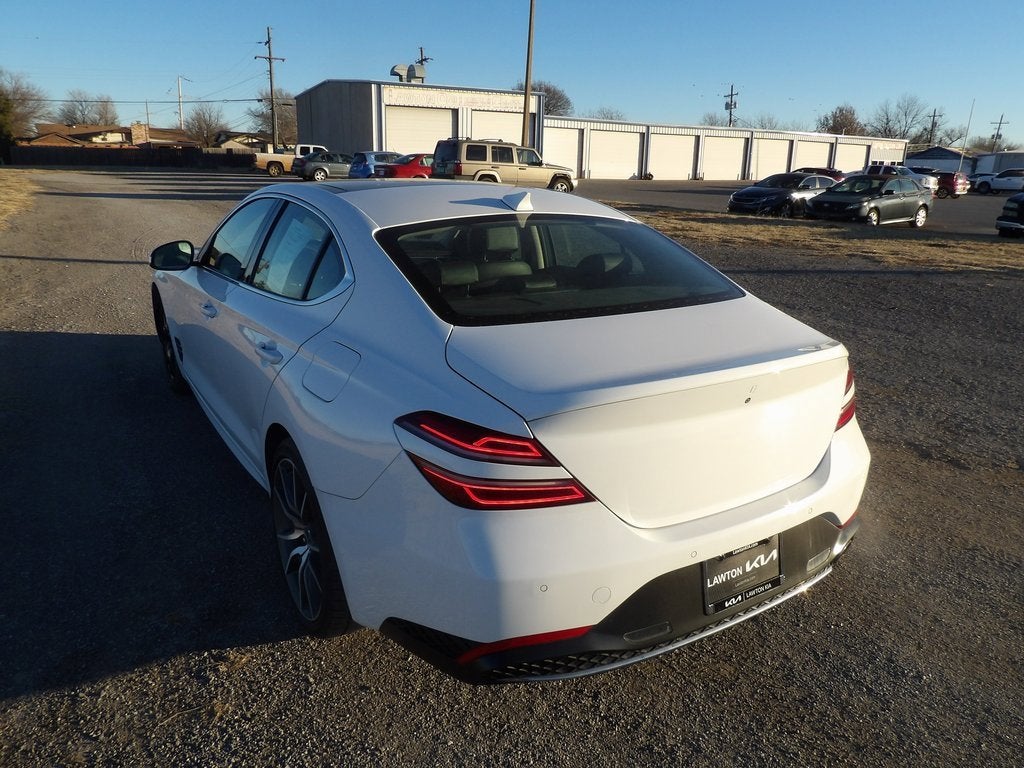 2022 Genesis G70 2.0T