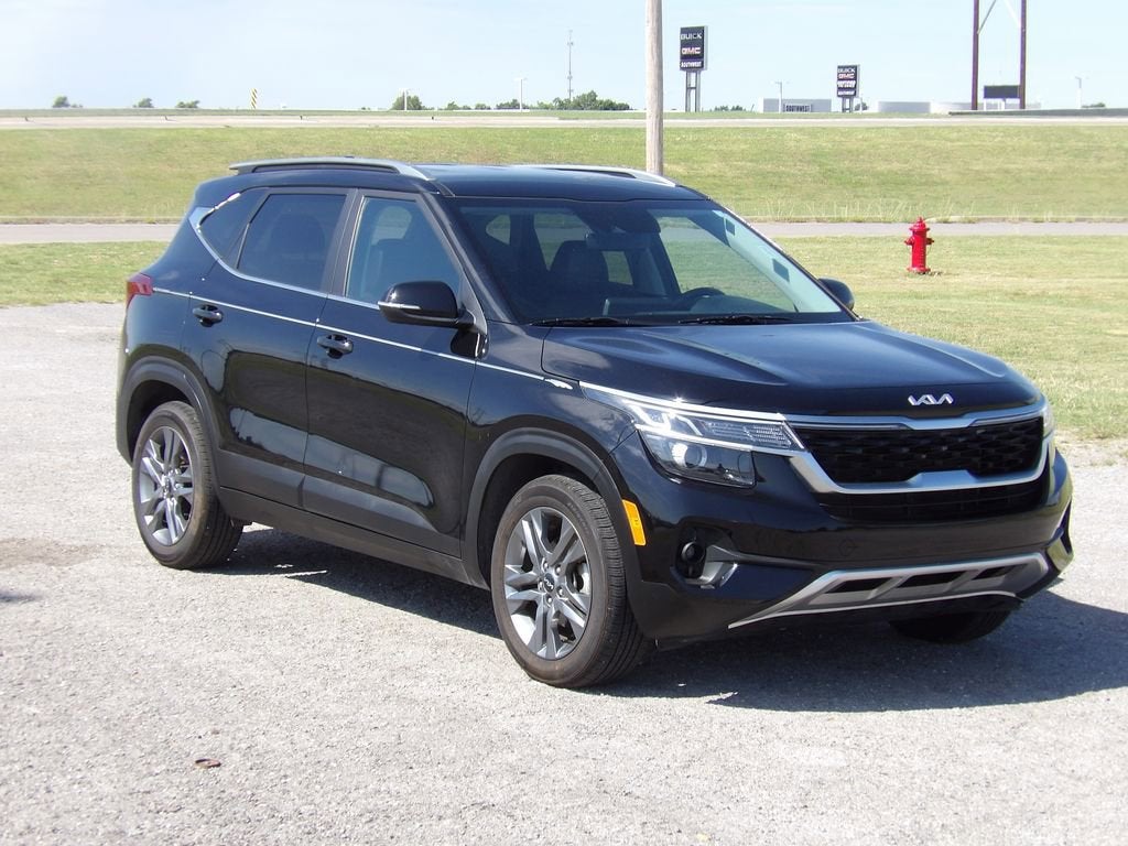2023 Kia Seltos S