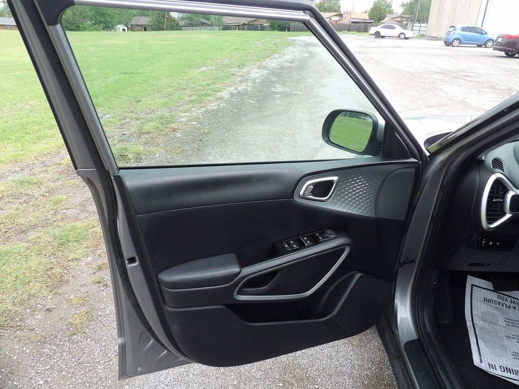 2024 Kia Soul LX