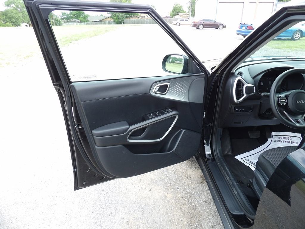 2024 Kia Soul LX
