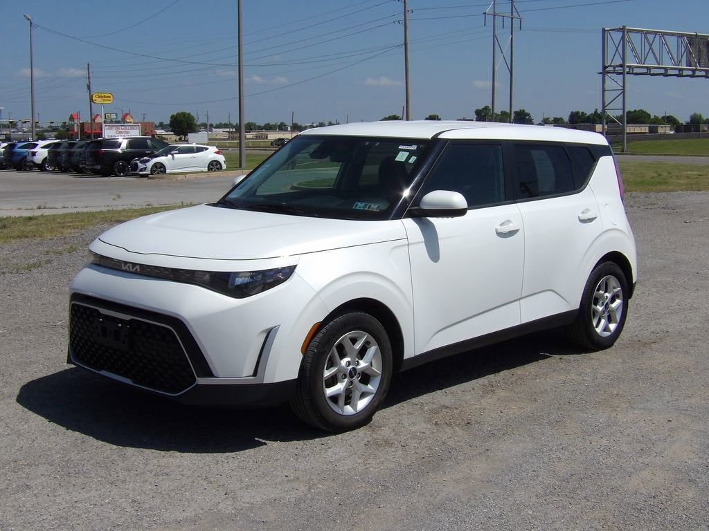 2023 Kia Soul LX