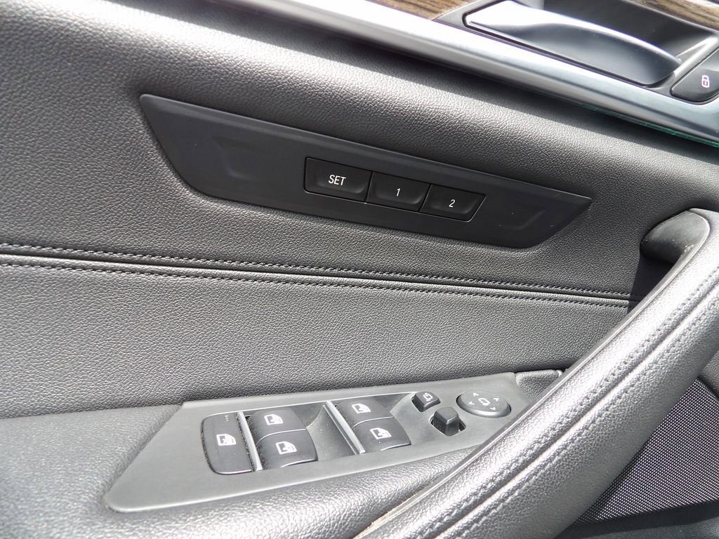 2018 BMW 5 Series 530i