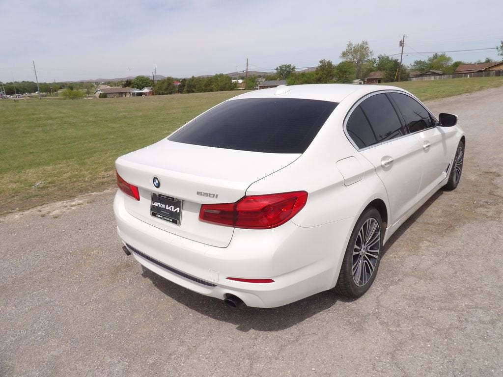 2018 BMW 5 Series 530i